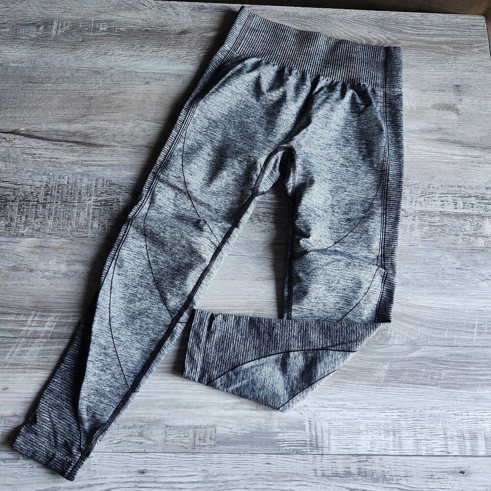 (M) Gymshark leggings
